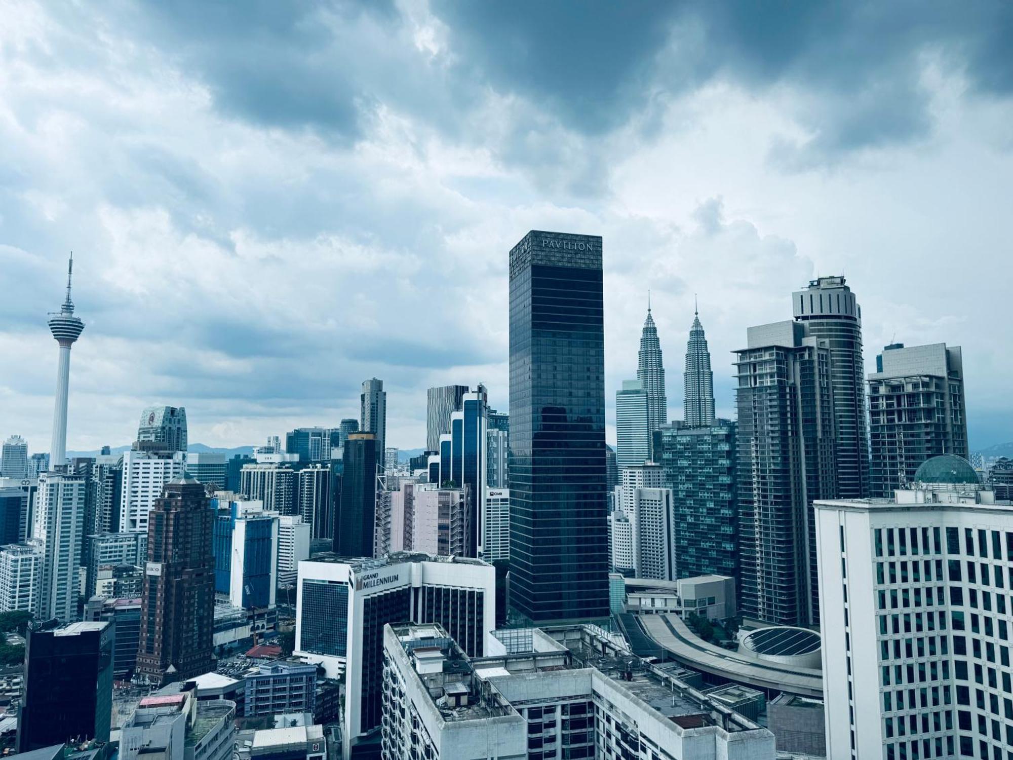 Luxury At Axon Kuala Lumpur
