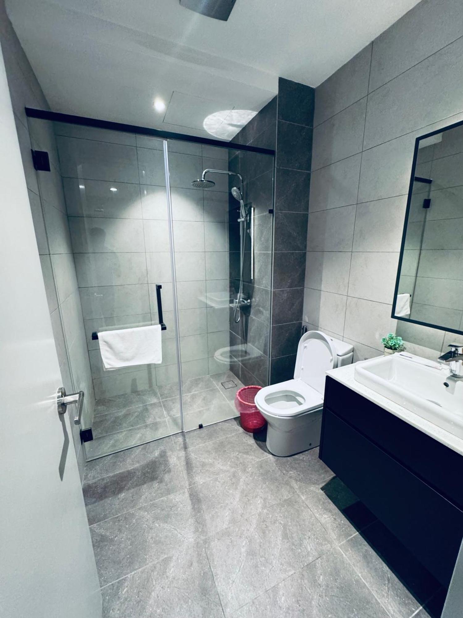 Luxury At Axon Homestay
